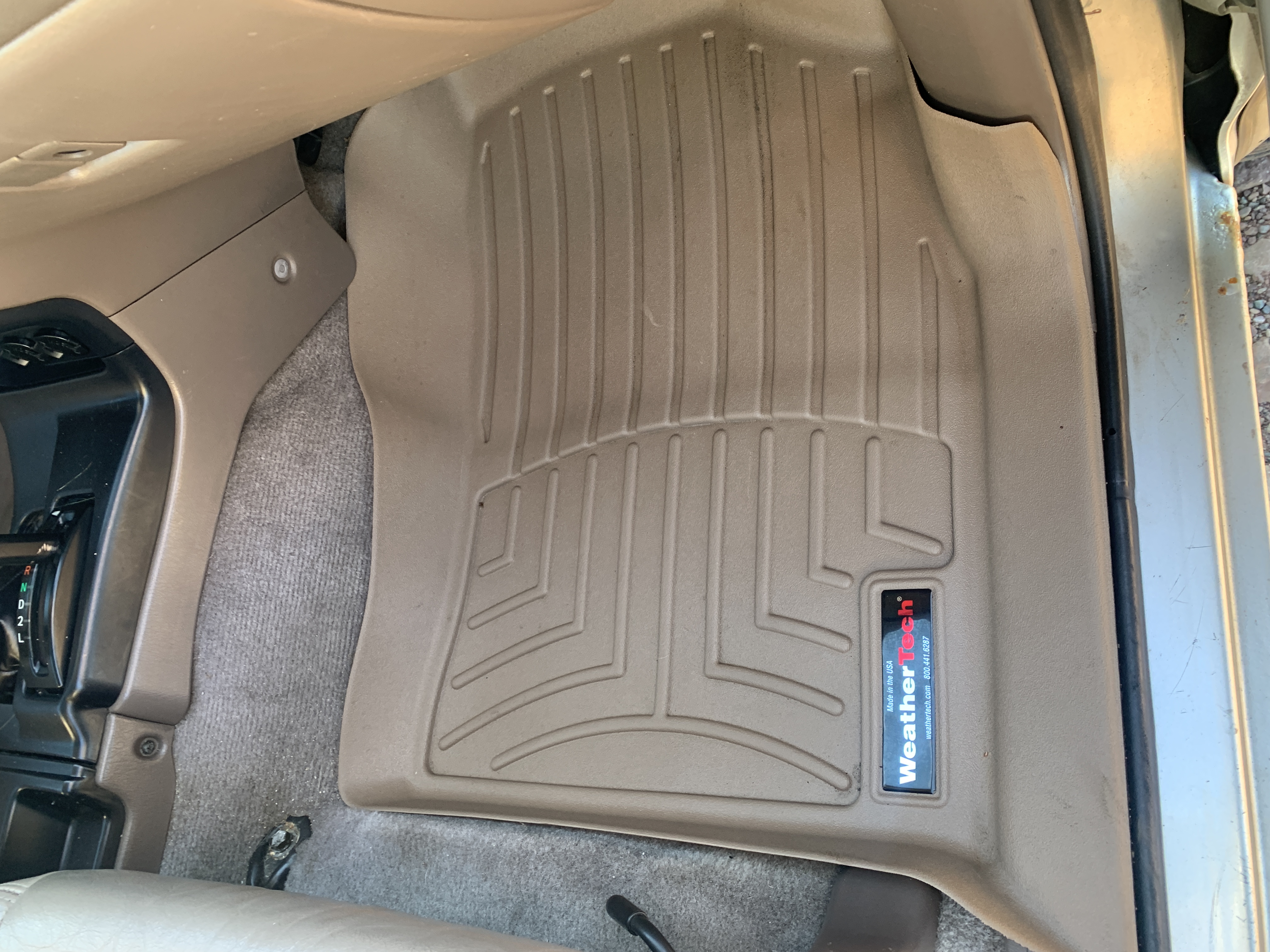 2002 Toyota 4Runner SR5 THIRD GENERATION - 3rd Gen 3.4L V6 4×4 - BEAUTIFUL - RUNS GREAT - HIGH MECHANICAL BASELINE - New Timing Belt, New Waterpump, New Head Gaskets, New Radiator, New Alternator, New Brakes, New Valve Cover Gaskets, New Wildpeak Tires, New Shocks, New Muffler / Exhaust, New HID Headlights, Frame is Clean and solid, Cleaned and Undercoated - MORE — photo 52